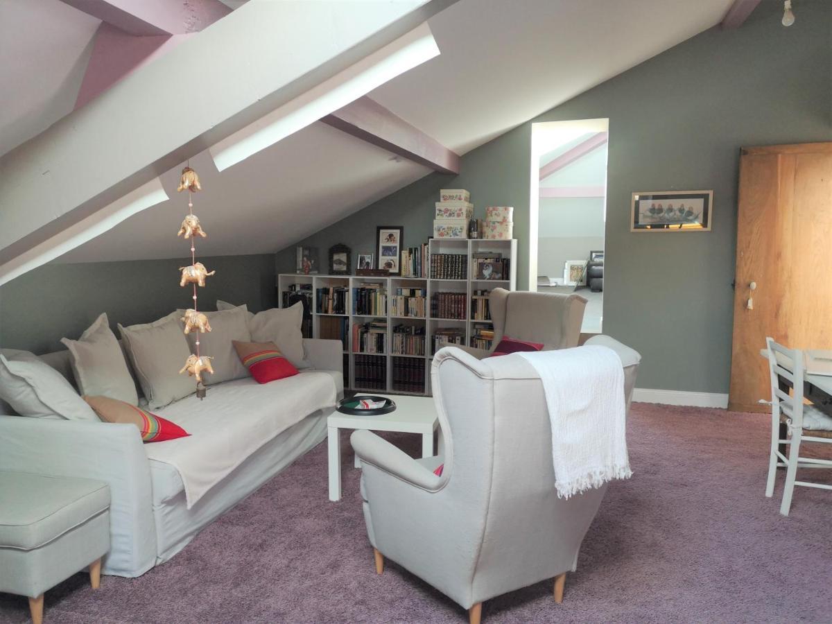 Bed and Breakfast Chalbonia Louhossoa Exterior foto