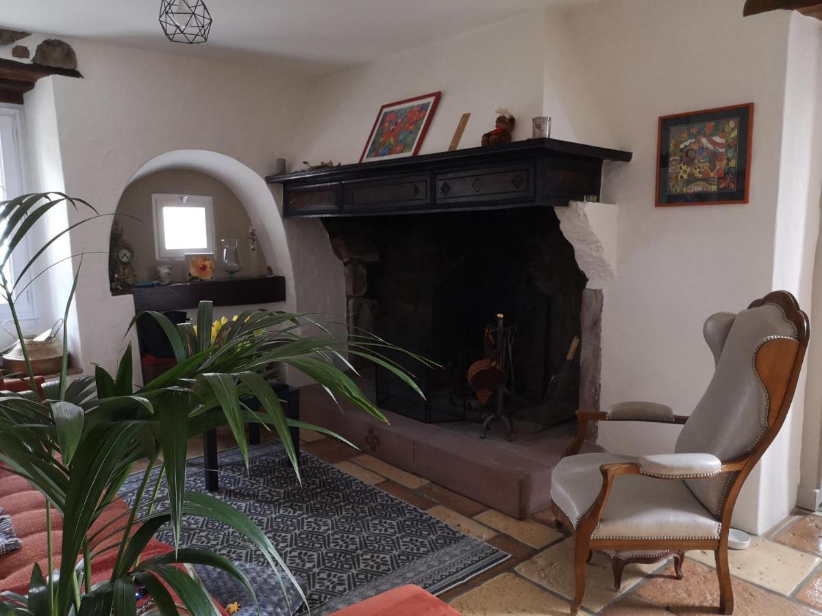 Bed and Breakfast Chalbonia Louhossoa Exterior foto