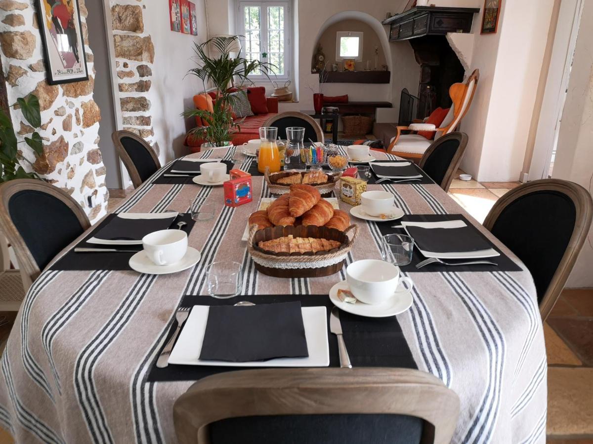 Bed and Breakfast Chalbonia Louhossoa Exterior foto